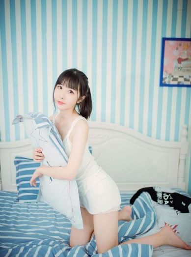 女中学生
